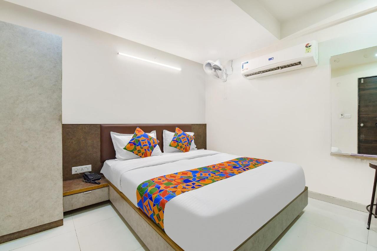 Fabhotel Crystal - Nr Odau Ring Road Ahmedabad Eksteriør bilde